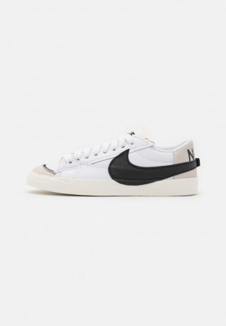 Nike Sportswear W BLAZER LOW #x27;77 JUMBO Sneaker low white/black/sail/volt/team orange W BLAZER LOW #x27;77 JUMBO Низкие кроссовки женские белый/черный/парус/вольт/команда оранжевый