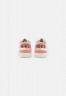 Nike Sportswear W BLAZER LOW #x27;77 JUMBO Sneaker low light soft pink/sail/arctic orange/sanddrift/burgundy crush W BLAZER LOW #x27;77 JUMBO Низкие кроссовки женские светло-розовый/парус/арктический оранжевый/песчаный/бордовый