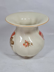 Ваза винтажная округлой формы с оранжевой розой, фарфор, 16 см, Германия, 1960-70гг.