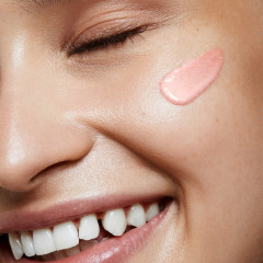 one.two.free! Ultra Glow Fluid  Ультрасветящаяся жидкость