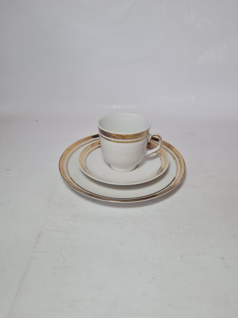 Кофейное трио винтажное Winterling Marktleuthen Bavaria, белый фарфор с позолоченным декором, 10 x 7 см / 14 см / 19,5 см, Германия, 1960-70гг.
