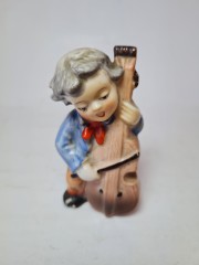 Винтажная фарфоровая фигурка  &quot;Музыкант с контрабасом&quot;, 5см x 9см, Япония, 1960-70гг. 