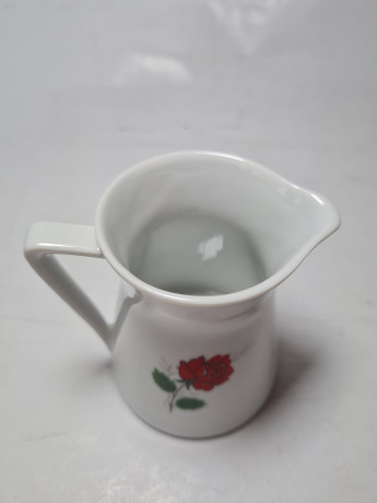 Schrinding Bavaria Фарфоровый молочник "Красная роза", 7,5 x 8 см, Германия, 1960-70гг.