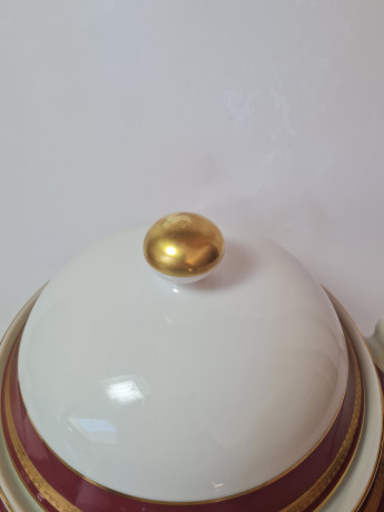 Seltmann Weiden Винтажное блюдо с крышкой и с бордово-позолоченным ободком, 28см x 17см, Германия, 1960-70гг.