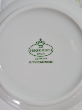 Шкатулка винтажная Tirschenreuth Bavaria с пастельным ботаническим декором, фарфор, 10 см, Германия, 1970-80гг.