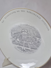 Rosenthal Декоративная фарфоровая тарелка &quot;В память о спортивном клубе Карлсруэ&quot;, 27 x 3 см, Германия, 1960-70гг.