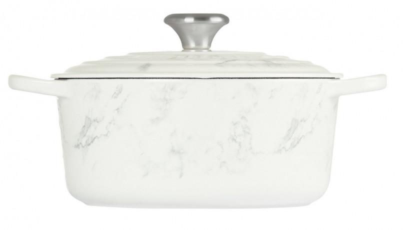Le Creuset LE CREUSET Br\u00e4ter 24 cm White Marble SIGNATURE Weiss LE CREUSET Br&gt;4ter 24 см Белый Мрамор SIGNATURE