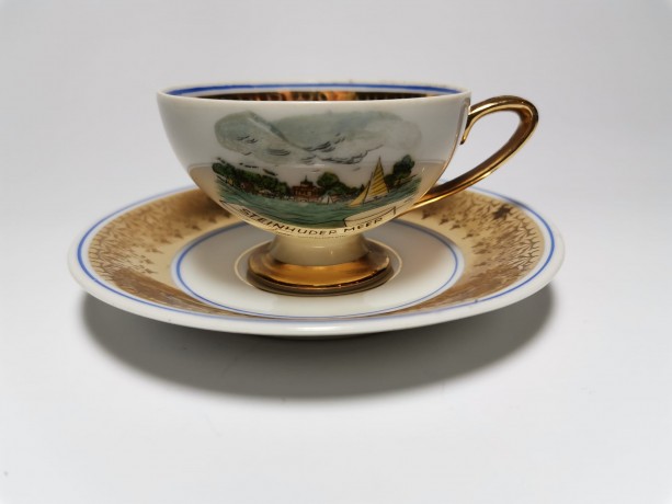 Plankenhammer Floss Bavaria, Баварская мануфактура Коллекционная Кофейная пара с изображением о. Вильгельмштейн