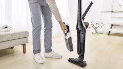 BOSCH BOSCH Akku-Hand-und Stielstaubsauger Flexxo Serie 4 BBH3P2801, 28 V, Power Duse mit LED, beutellos, integriertes Zubehor, Schwarz  Беспроводной ручной пылесос BOSCH Flexxo Series 4 BBH3P2801, 28 В, мощная насадка со светодиодом, без мешка, встроенны