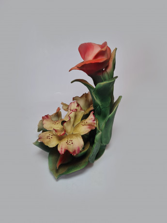 Capodimonte Italy Декоративная фигурка "Роза и лилии с листьями", 15см x 15см, Италия, 1960-70гг.