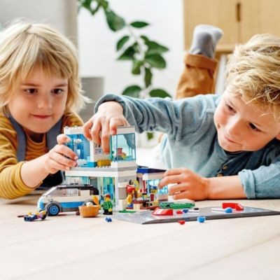 LEGO LEGO City 60291 Modernes Familienhaus LEGO City 60291 Современный семейный дом