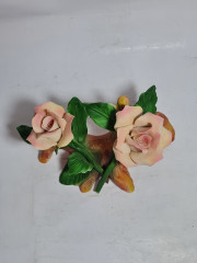 Фигурка винтажная Cesa.R. / Capodimonte By Sarastano, &quot;Две бело-розовые розы на ветке&quot;, фарфор, 20 x 13 x 10 см,  Италия, 1960-1970гг.