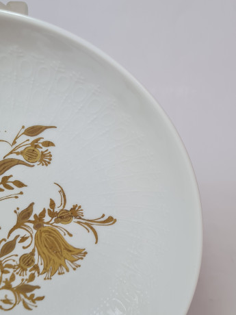 Тарелка винтажная Rosenthal, белый фарфор с золотым растительным рисунком, 18,5 x 4 см, Германия, 1960-70гг.