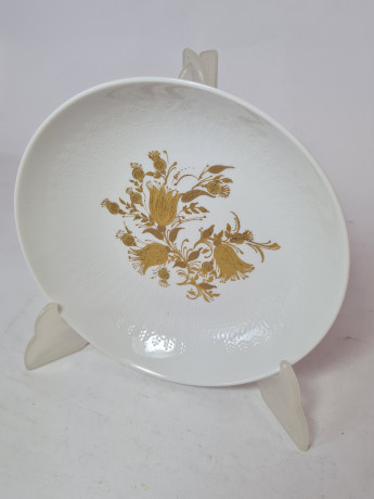 Тарелка винтажная Rosenthal, белый фарфор с золотым растительным рисунком, 18,5 x 4 см, Германия, 1960-70гг.