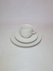 Кофейное трио винтажное Bareuther Waldsassen Bavaria, белый фарфор с декоративным фактурным узором, 9,5 x 6,5 см / 14,5 см / 20 см, Германия, 1960-70гг.