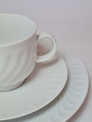 Кофейное трио винтажное Bareuther Waldsassen Bavaria, белый фарфор с декоративным фактурным узором, 9,5 x 6,5 см / 14,5 см / 20 см, Германия, 1960-70гг.