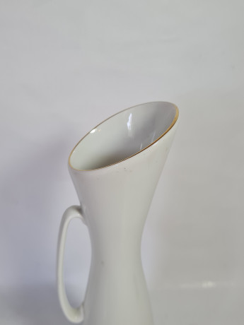 Ваза винтажная Royal KMP Bavaria с изображением букета роз, с ручкой, фарфор, 25.5 см, Германия, 1960-70гг.