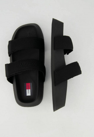 Tommy Hilfiger PANTOLETTEN TJC Mules schwarz СЛАЙДЫ TJC Мюли черный