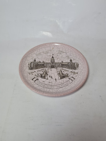 J.B. Rombach Karlsruhe Декоративная тарелка с изображением дворца Карлсруэ, 18 X 2 см, Германия, 1960-70гг.