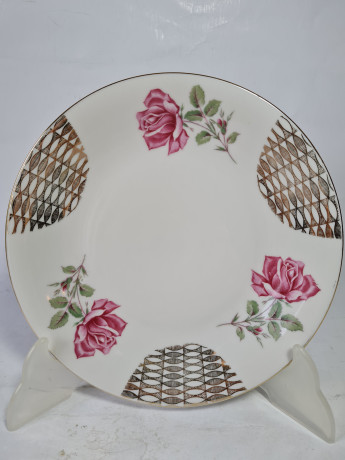 Чайное трио винтажное Im Stil Winterlingс цветочным декором и золотистым орнаментом, фарфор, Германия, 1970-80гг.