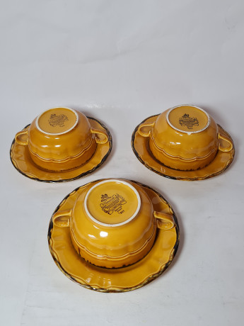 Набор чашек с блюдцами винтажный Treviso Italy Ironstone / Pagnossin в светло-коричневых тонах, чашки 3 шт. х 6 x 15 см, блюдца 3 шт.х 17 см, Италия, 1960-70гг.