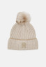 Tommy Hilfiger FESTIVE LUXE BEANIE POMPOM Beanie oat milk FESTIVE LUXE BEANIE POMPOM Шапочка овсяное молоко