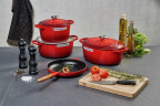 Le Creuset LE CREUSET Salzmuchle schwarz glanzend  schwarz LE CREUSET соляная мельница, глянцевый черный