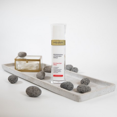 Judith Williams Hochwirksames Lifting-Serum mit sichtbarem Straffungseffekt  Высокоэффективная лифтинг-сыворотка с видимым подтягивающим эффектом.