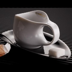 Luigi Colani Luigi Colani Porzellan Ab ovo Black & White Espressissimotassen Set 4-tlg. 0,04 L Набор фарфоровых чашек для эспрессо Luigi Colani Ab ovo Black & White из 4 предм. 0,04 л