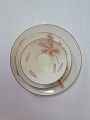 Чайное трио винтажное Schumann Arzberg с позолотой и красными цветами, ручная роспись, фарфор, Германия, 1960-70гг