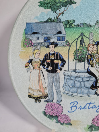 Тарелка декоративная винтажная BEM "Бретань", декор на стекле, 30 см, Германия, 1980-90гг.