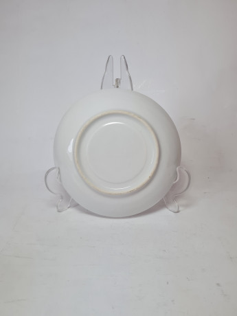 Белая фарфоровая тарелка с золотой каймой, 15 x 3 см, Германия, 1960-70гг.