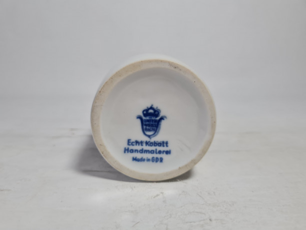 Ваза винтажная Echt Kobalt с темно-синим /золотым декором, ручная роспись, фарфор, 25.5 см, ГДР, 1960-70гг.