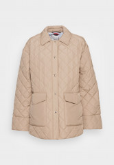 Tommy Hilfiger QUILTEDSORONA SHORT SHACKET Winter jacket beige QUILTEDSORONA SHORT SHACKET Зимняя куртка бежевый