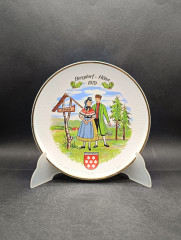 Тарелка декоративная винтажная Kahla "Бергдорф-Хен.1979", фарфор, 19 см, Германия, 1979 год.