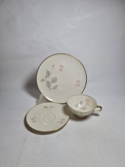Чайное трио винтажное Seltmann Weiden Bavaria с ботаническим декором в пастельных тонах, фарфор, Германия, 1970-80гг.