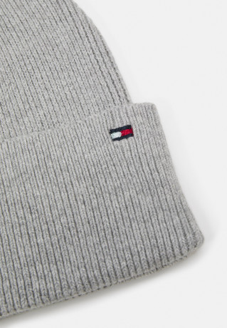 Tommy Hilfiger ESSENTIAL FLAG BEANIE Beanie light grey heather ESSENTIAL FLAG BEANIE Шапочка светло-серый вереск