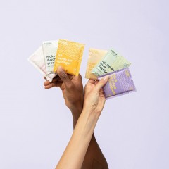 FUTURE STORIES Vorteilskit Duschgel &amp; Flussigseifen Pulver mit allen 6 Sorten inkl. 2 Pumpspender  Комплект Advantage с гелем для душа и жидким мыльным порошком всех 6 типов, включая 2 помповых дозатора.