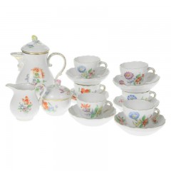 Meissen Meissen 'Neuer Ausschnitt - Blume 3 mitte bunt mit Goldrand' Espressoservice 6 Personen 15-tlg. Meissen "New cut - flower 3 центр разноцветный с золотым ободком" Сервиз для эспрессо на 6 персон 15 предм.