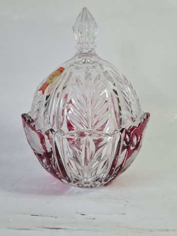 Ваза с крышкой винтажная Anna Hutte, хрусталь с красным декором, 13 x 17,5 см, Германия, 1960-70гг.
