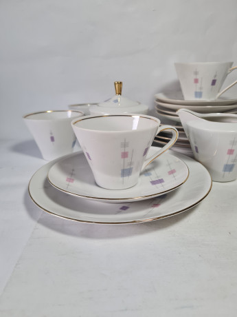 Сервиз чайный винтажный Schumann Arzberg Bavaria на 4 персоны, в пастельных тонах, фарфор, чайное трио - 4 шт., молочник, сахарница, Германия, 1970-80гг.