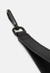 Tommy Hilfiger BUSINESS WASHBAG UNISEX Wash bag black BUSINESS WASHBAG UNISEX Сумка для стирки черный