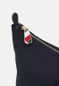 Tommy Hilfiger POPPY TOTE Handbag desert sky POPPY TOTE Сумочка небо пустыни