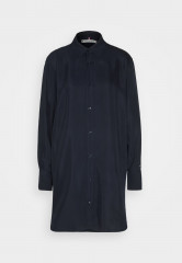 Tommy Hilfiger PIECED SHORT SHIRT DRESS Shirt dress desert sky КОРОТКОЕ ПЛАТЬЕ-РУБАШКА Платье-рубашка небо пустыни