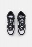 Nike Sportswear WMNS DUNK HIGH UP Sneaker high white/black/dark smoke grey WMNS DUNK HIGH UP Высокие кроссовки женские белый/черный/темно-серый дым
