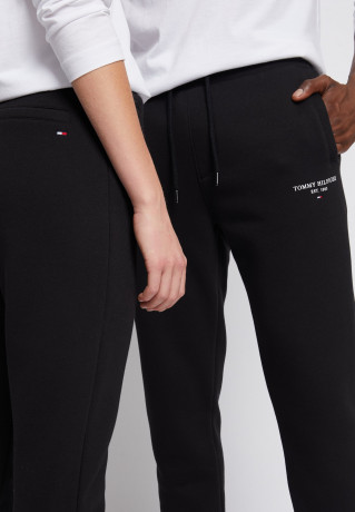 Tommy Hilfiger LOGO SWEATPANTS UNISEX Tracksuit bottoms black СПОРТИВНЫЕ БРЮКИ С ЛОГОТИПОМ УНИСЕКС Спортивные штаны черный